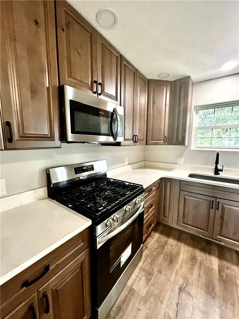 314 S 10th Street, Marshall, IL 62441 - #2