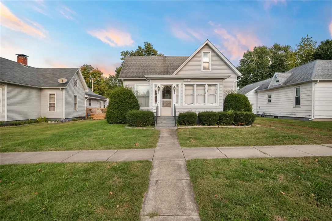 604 Alexander Street, Paris, IL 61944 - #1