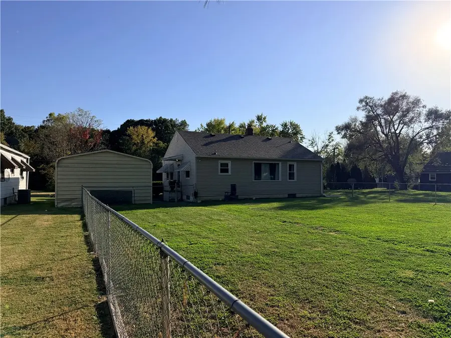 1239 Cleveland Avenue, Danville, IL 61832 - #3
