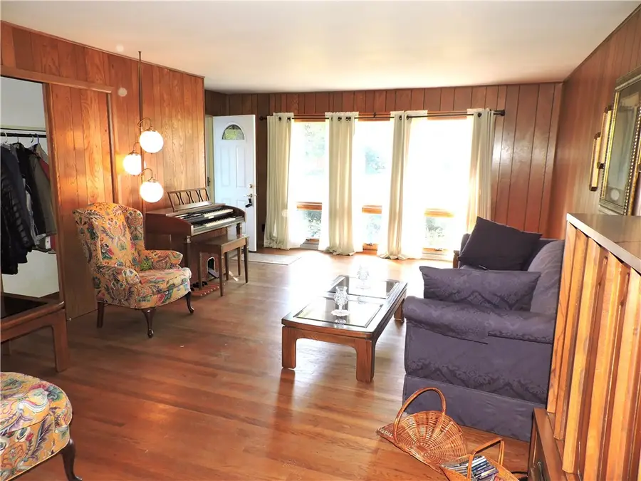 1820 Monroe Street, Tilton, IL 61833 - #2