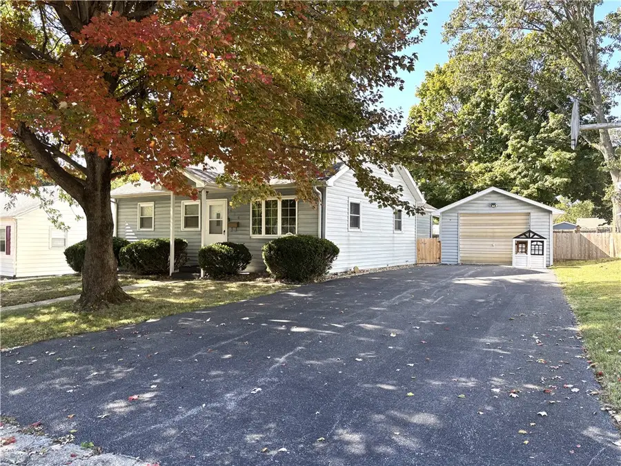 616 S Spruce Street, Pana, IL 62557 - #3