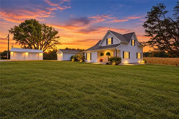 6844 N County Road 2100e, Charleston, IL 61920
