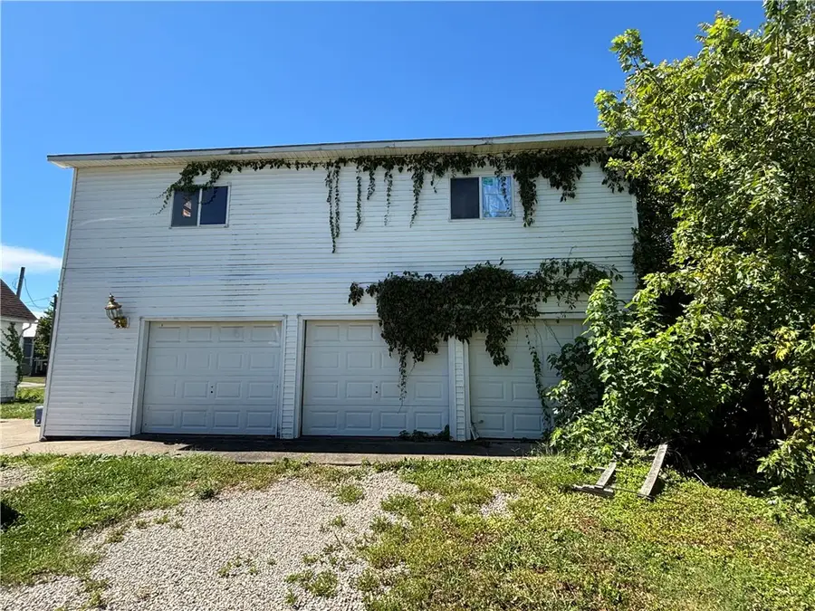 502 N 3rd Street, Marshall, IL 62441 - #3
