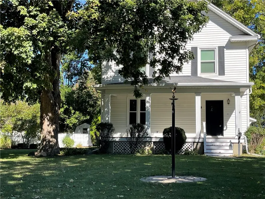 902 E Jackson Street, Sullivan, IL 61951 - #2