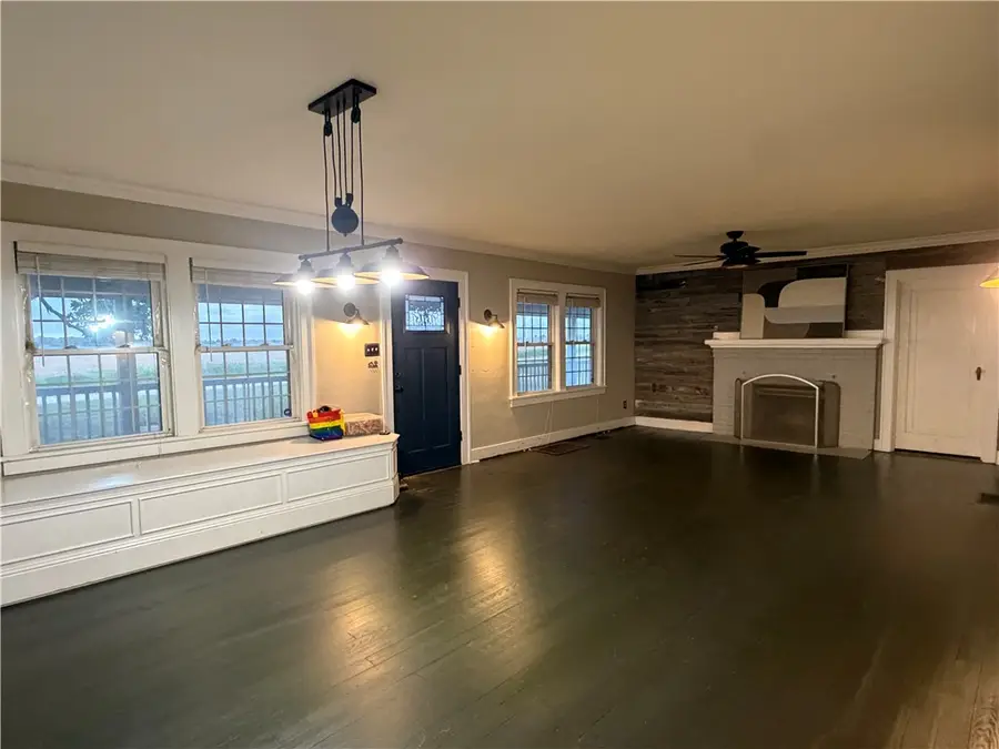 9781 E 550th Road, Paris, IL 61944 - #3