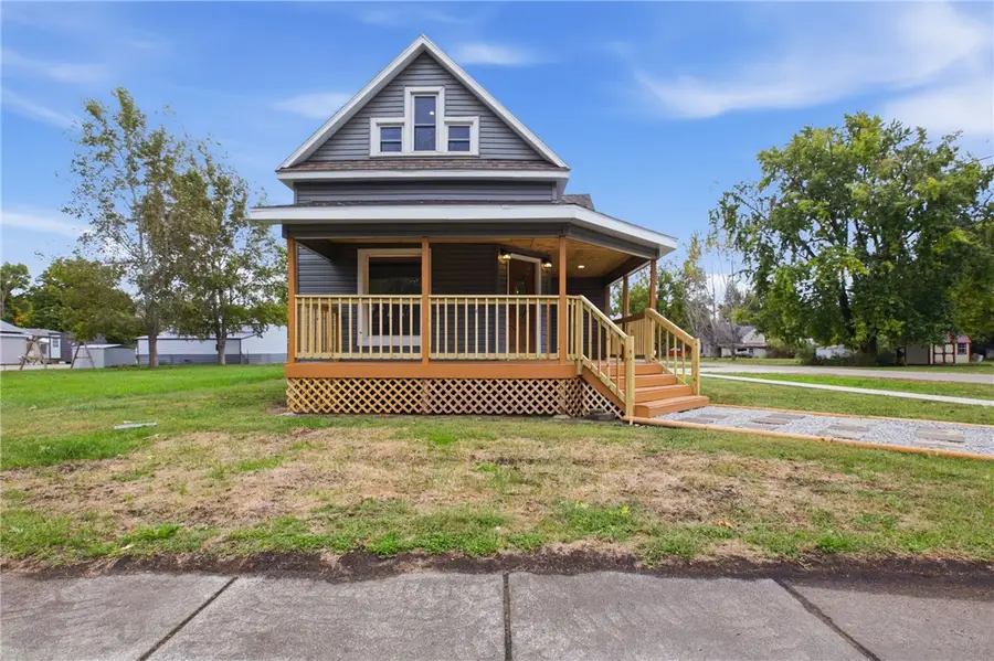 723 Ohio Avenue, Windsor, IL 61957 - #2