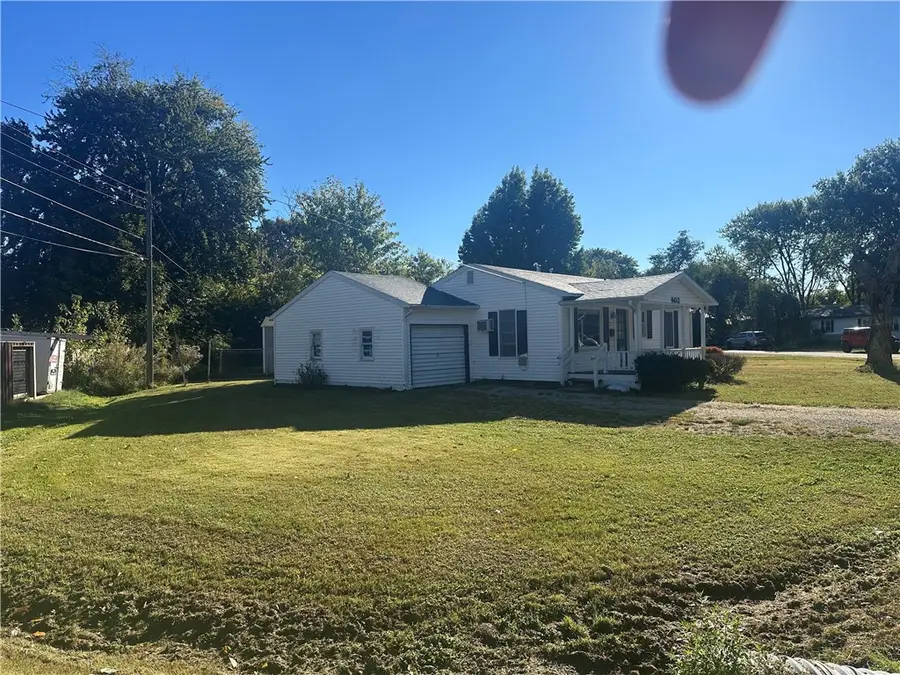 602 E Orlando Drive, Robinson, IL 62454 - #2