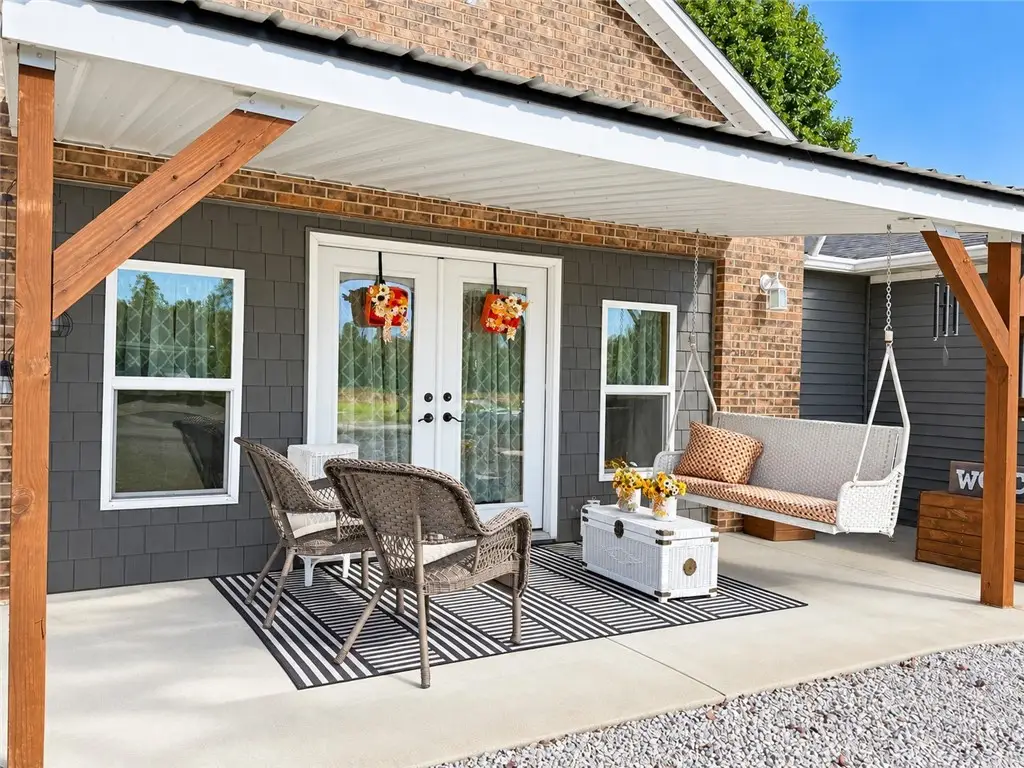 2301 E Lakeview Drive, Casey, IL 62420 - #1