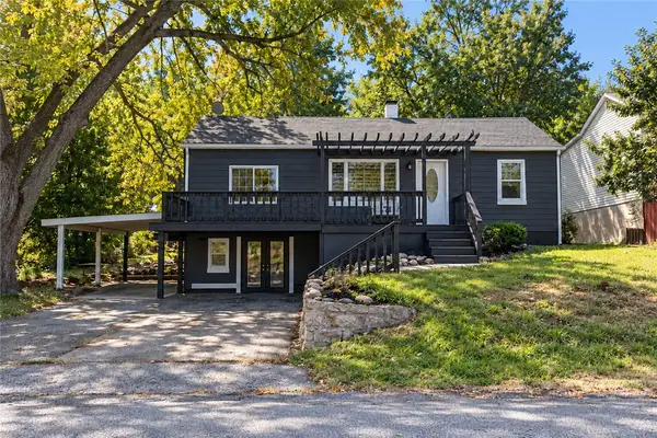4337 E Glenwood Avenue, Decatur, IL 62526