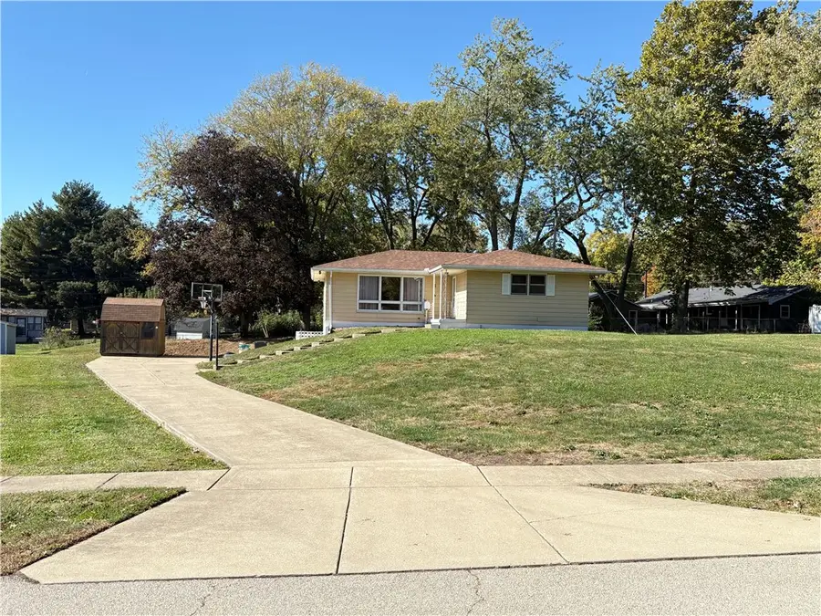 5 Woodland Drive, Forsyth, IL 62535 - #2