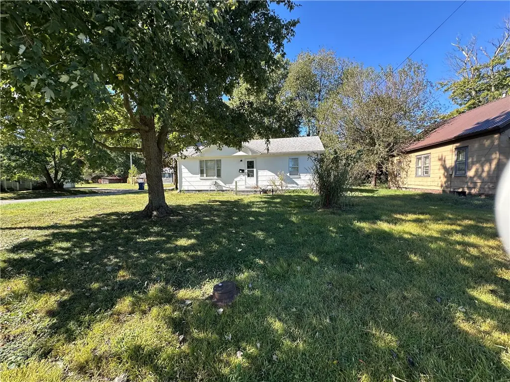 1101 N Howard Street, Robinson, IL 62454 - #1