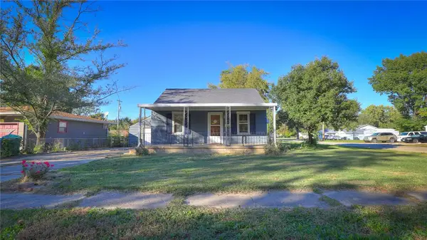 1604 W Division Street, Decatur, IL 62526