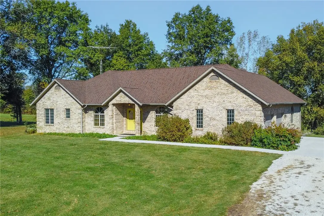 5458 E 300th Avenue, Edgewood, IL 62426 - #1