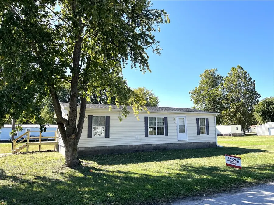 203 W Buchanan Street, Tower Hill, IL 62571 - #2