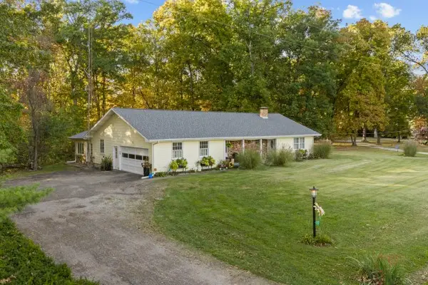 15855 Oak Crest Road, Marshall, IL 62441 - #3