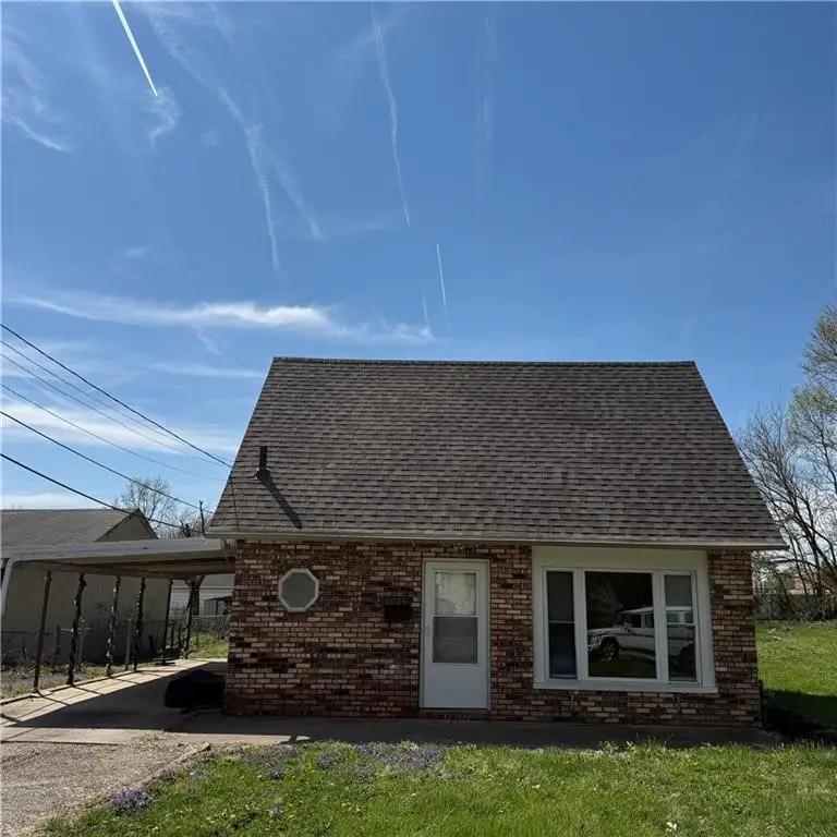1025 N Wilder Avenue, Decatur, IL 62522 - #1
