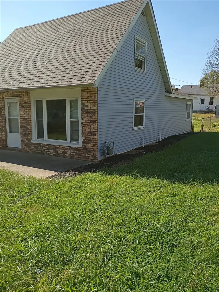 1025 N Wilder Avenue, Decatur, IL 62522 - #2