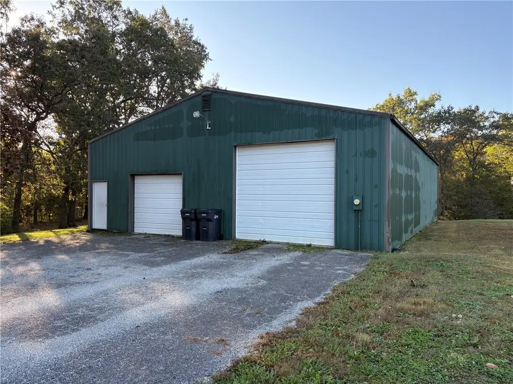 9861 E 1735th Avenue, Shumway, IL 62461 - #1