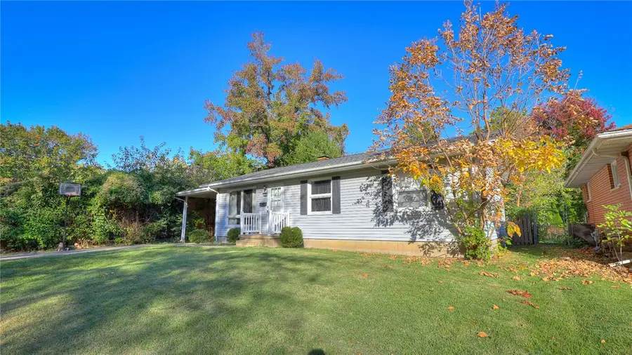 156 Nevada Drive, Decatur, IL 62526 - #3