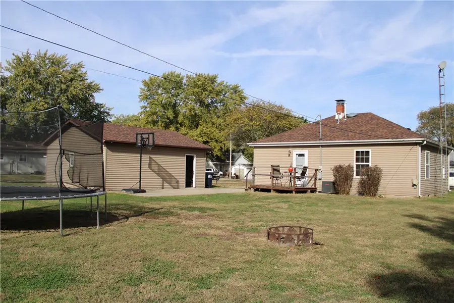 1408 W South 3rd Street, Shelbyville, IL 62565 - #2