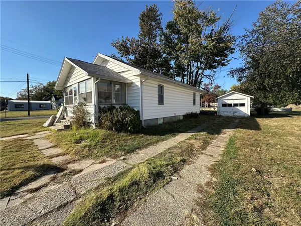 306 W Plum Street, Robinson, IL 62454