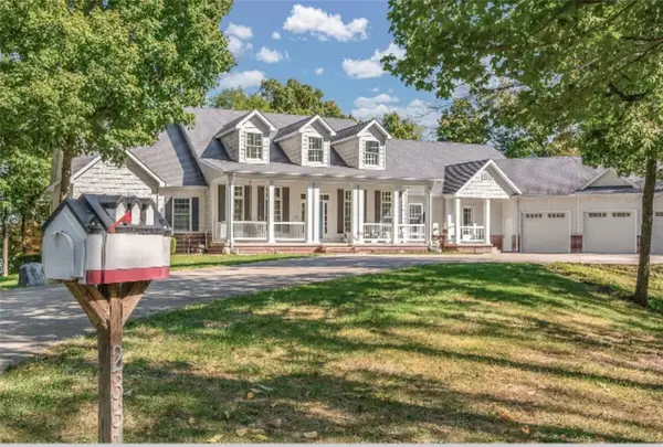 2331 Du Claire Road, Decatur, IL 62521