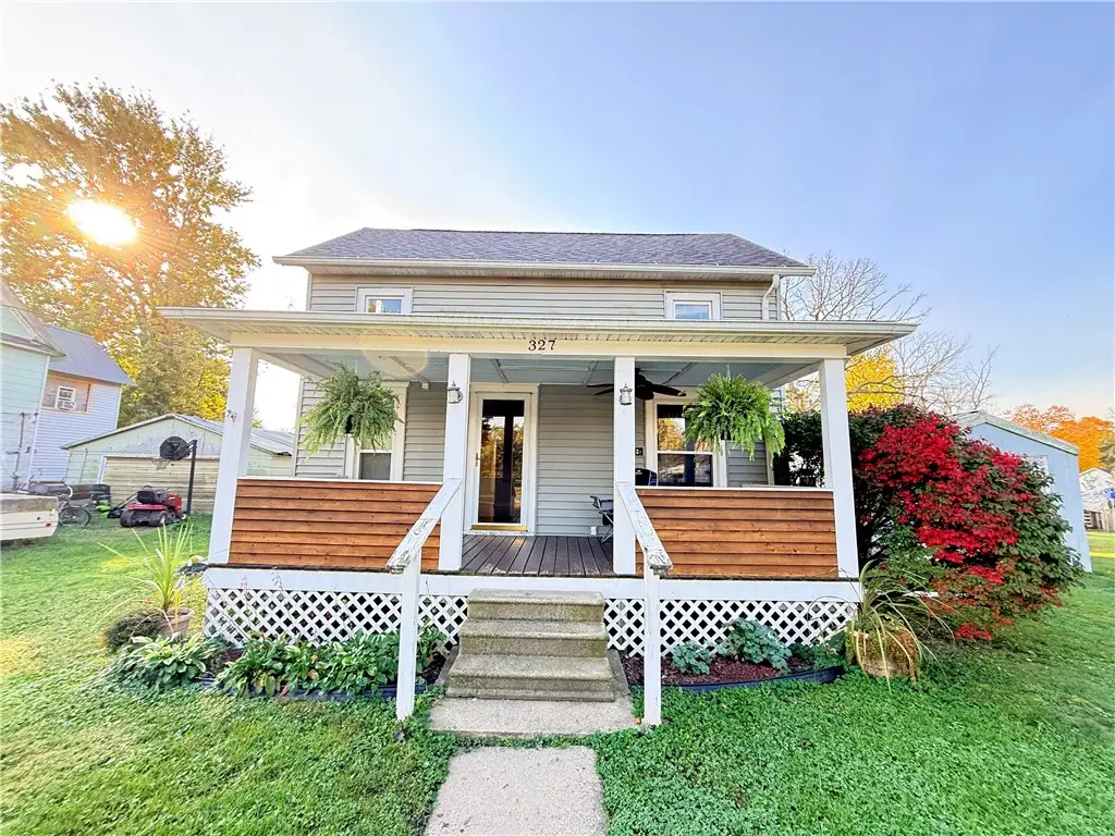 327 E 4th Avenue, Rankin, IL 60960 - #1
