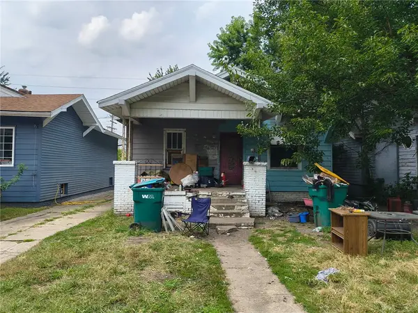 2104 E William Street, Decatur, IL 62521