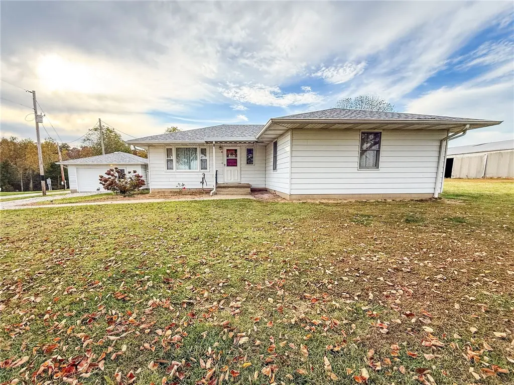 6781 Franklin Road, Sumner, IL 62466 - #1