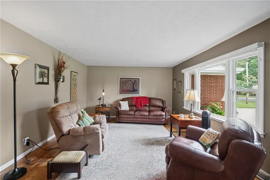 200 W Poplar Drive, Effingham, IL 62401 - #3