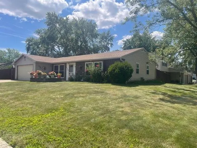 130 Stonehurst Drive, Elgin, IL 60120 - #2