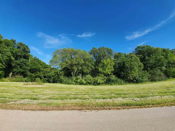 2166 Fawn Ridge Drive, DIXON, IL 61021