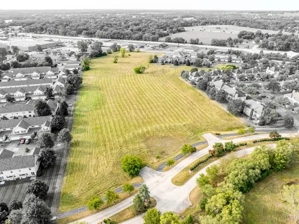 9.41 Acres Bluestem, ROSCOE, IL 61073
