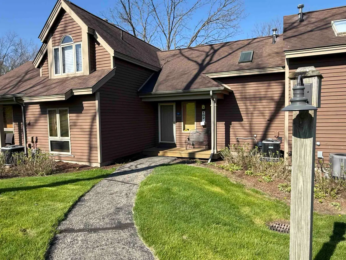 102 Walnut Hill Drive, Galena, IL 61036 - #1