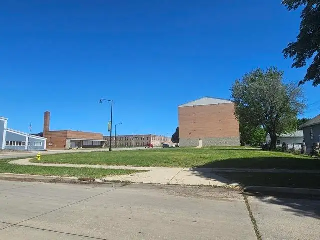 2134 Kishwaukee Street, Rockford, IL 61104 - #3