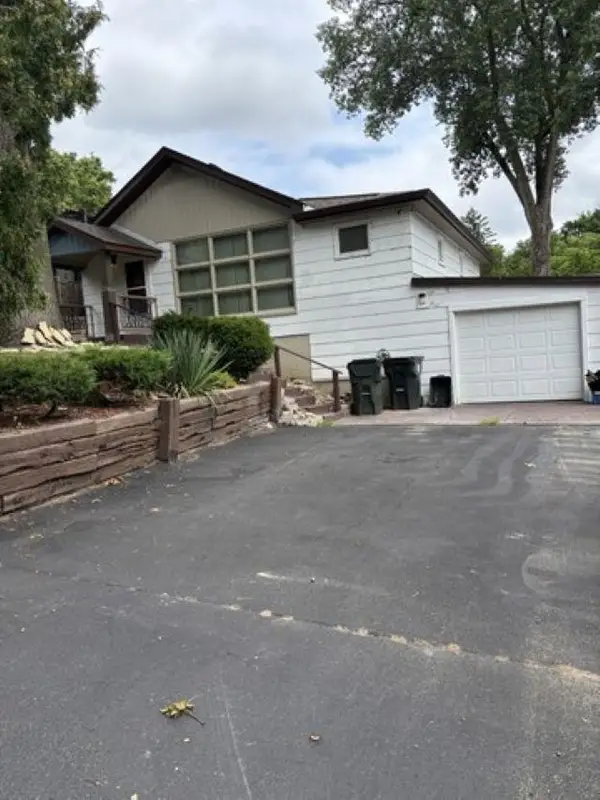 38227 N 3rd Avenue, SPRING GROVE, IL 60081