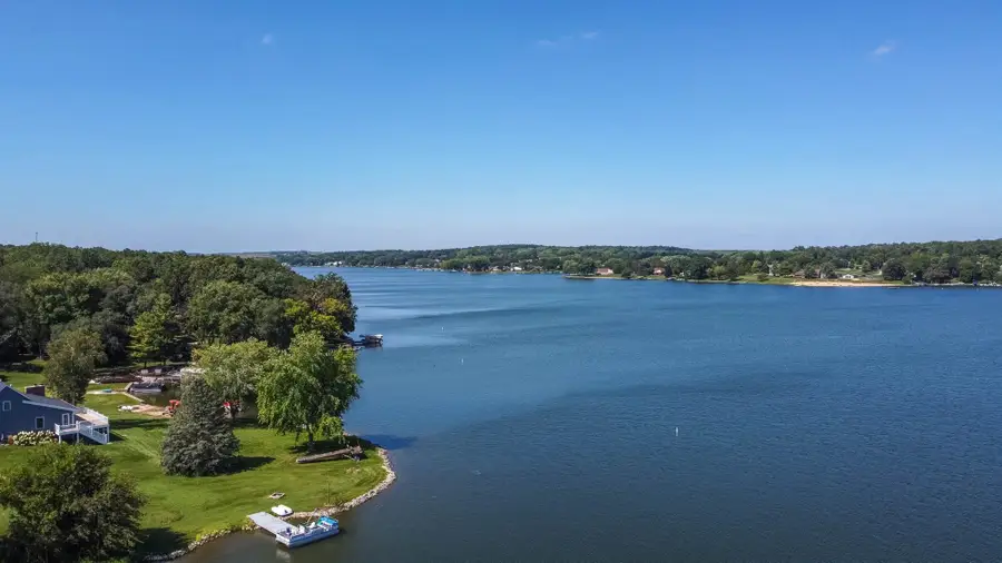 818 Lake Summerset, Lake Summerset, IL 61019 - #2