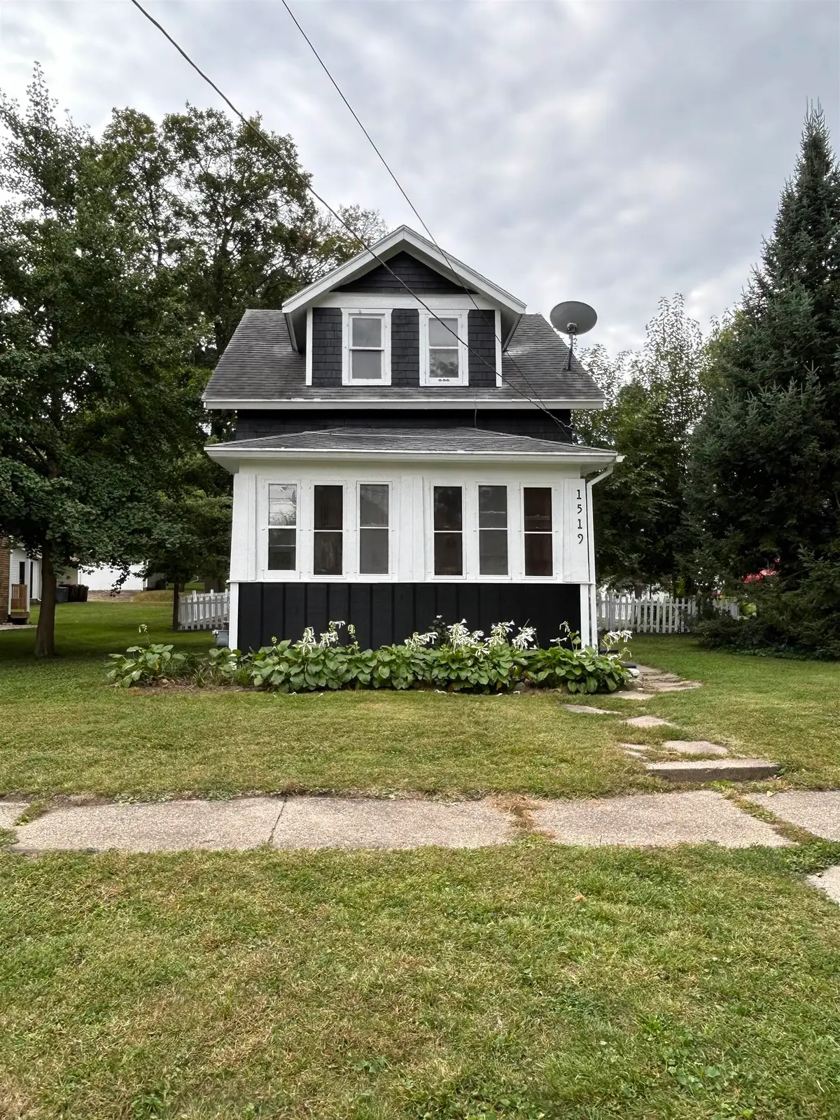 1519 JACKSON Street, Rockford, IL 61107 - #1