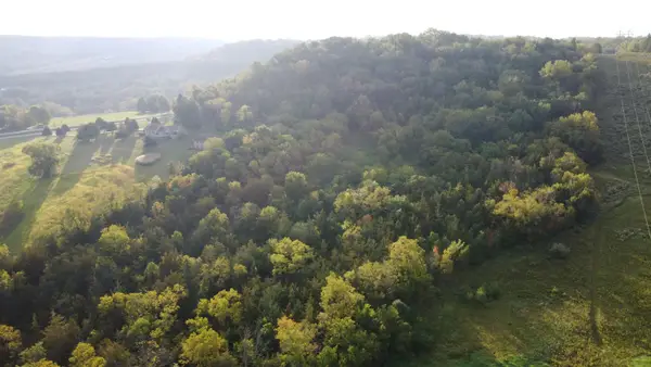 948 S Rocky Hill Road, GALENA, IL 61036