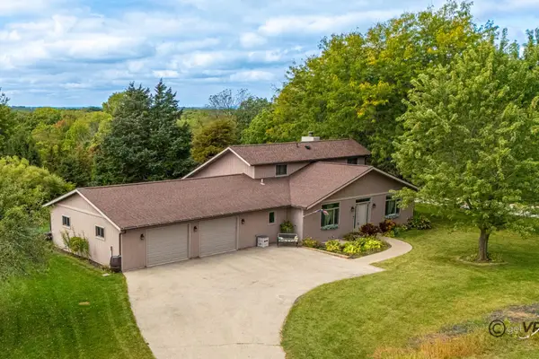 1 Belden School Lane, GALENA, IL 61036