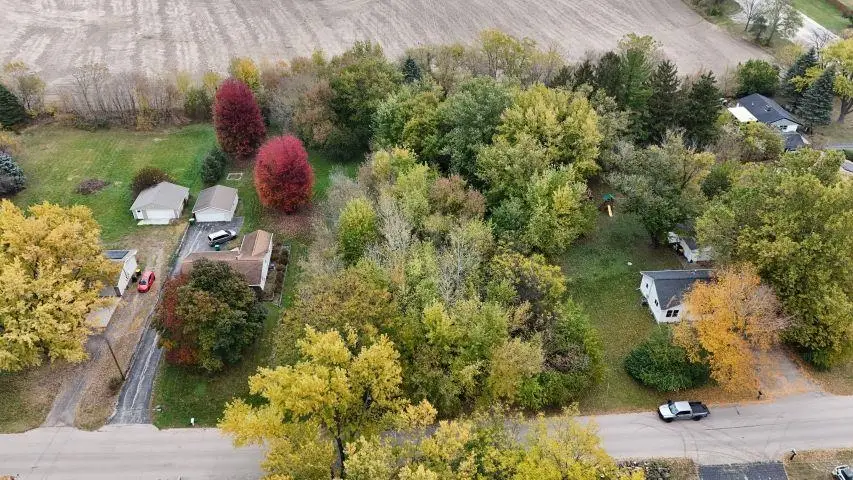 4900 LINCLIFF Drive, Rockford, IL 61109 - #1