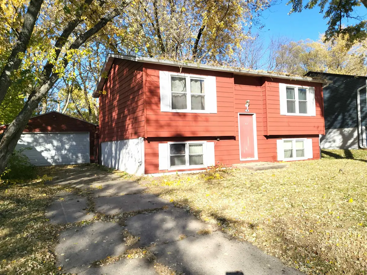 1914 PLATEAU Avenue, Loves Park, IL 61111 - #1