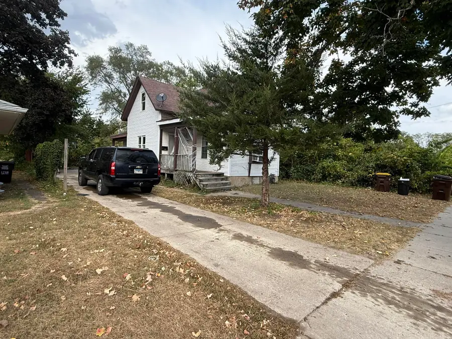 1732 13th Avenue, Rockford, IL 61104 - #2