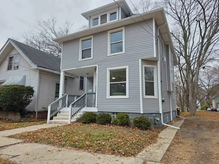 1030 N Winnebago, Rockford, IL 61103 - #2
