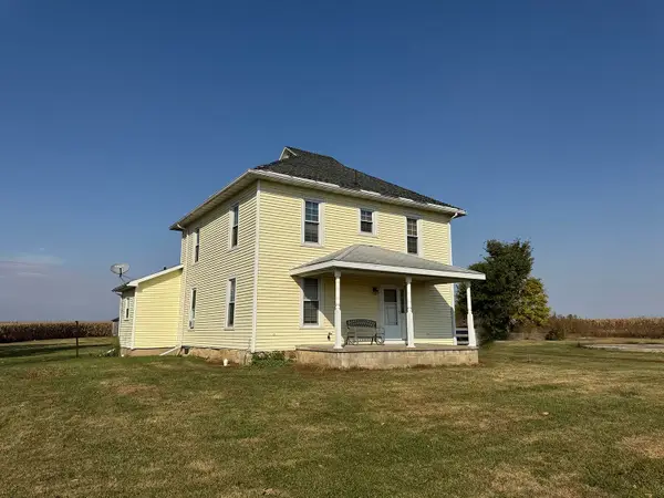 27375 IL Rt 40, Chadwick, IL 61014