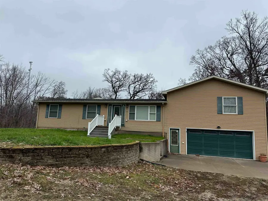 11027 HILLCREST Lane, Savanna, IL 61074 - #2
