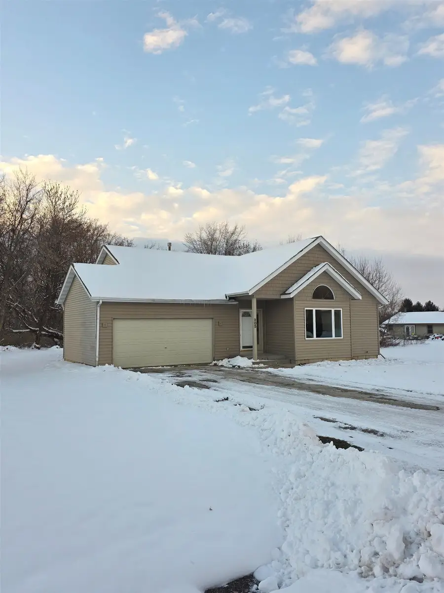 205 SW Gables Drive, Poplar Grove, IL 61065 - #3