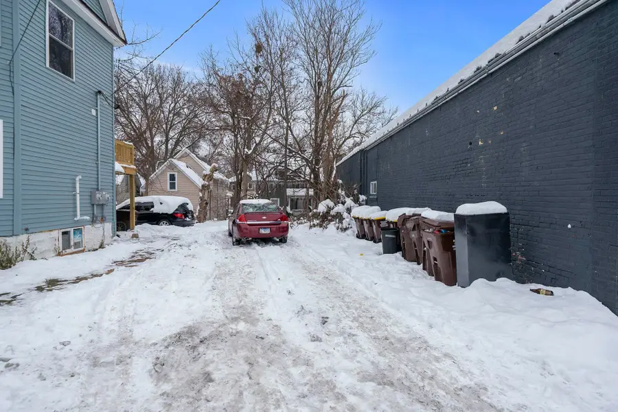 909-911 Ridge Avenue, Rockford, IL 61103 - #3