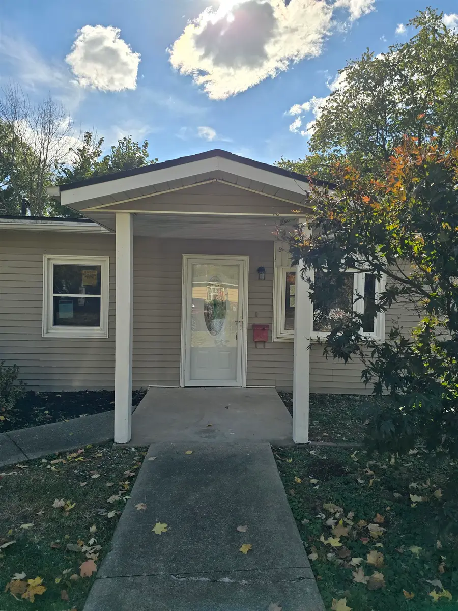 131 W Barsi Boulevard, Macomb, IL 61455 - #2