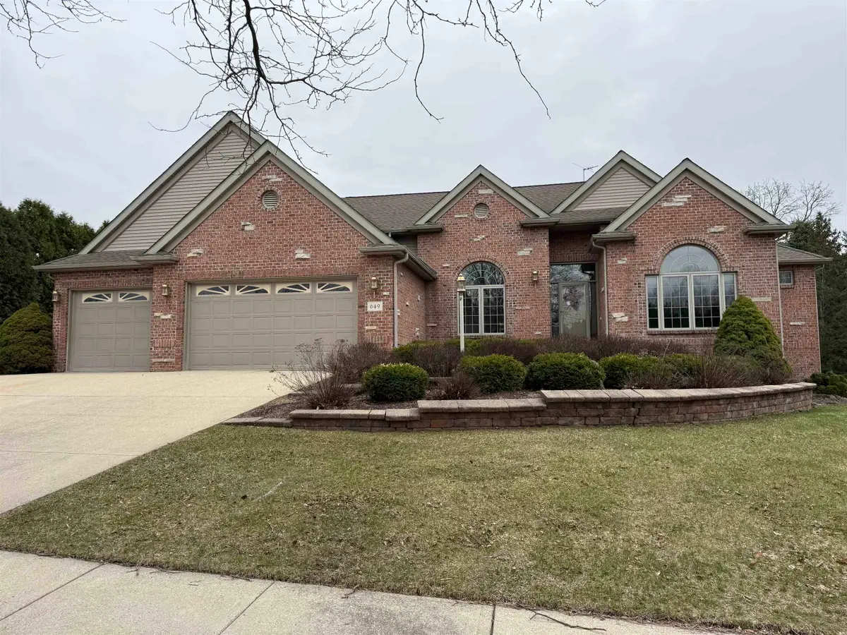 649 Roxbury Road, Rockford, IL 61107 - #1